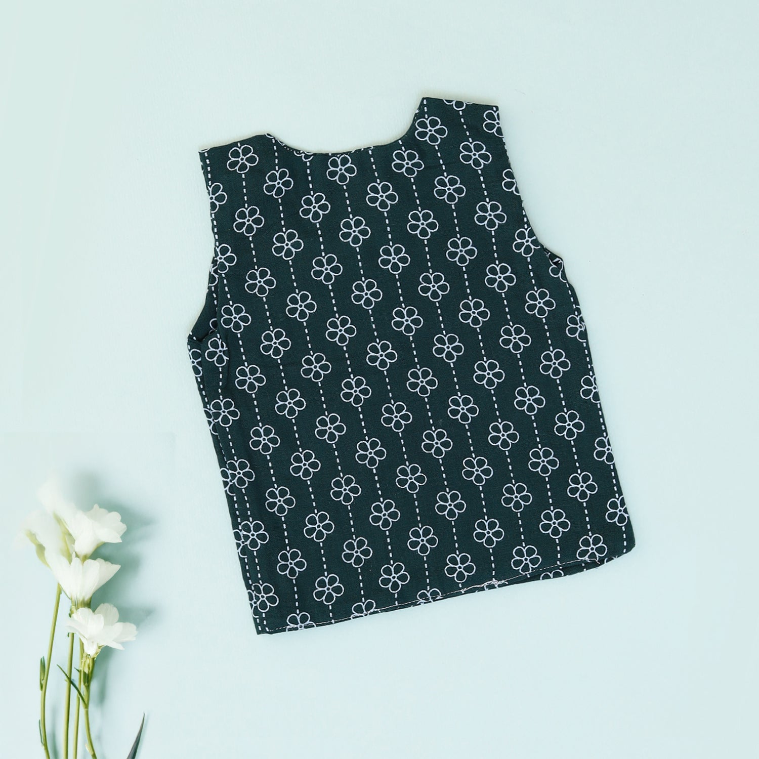 Green Blossom Shoulder Button Jabla