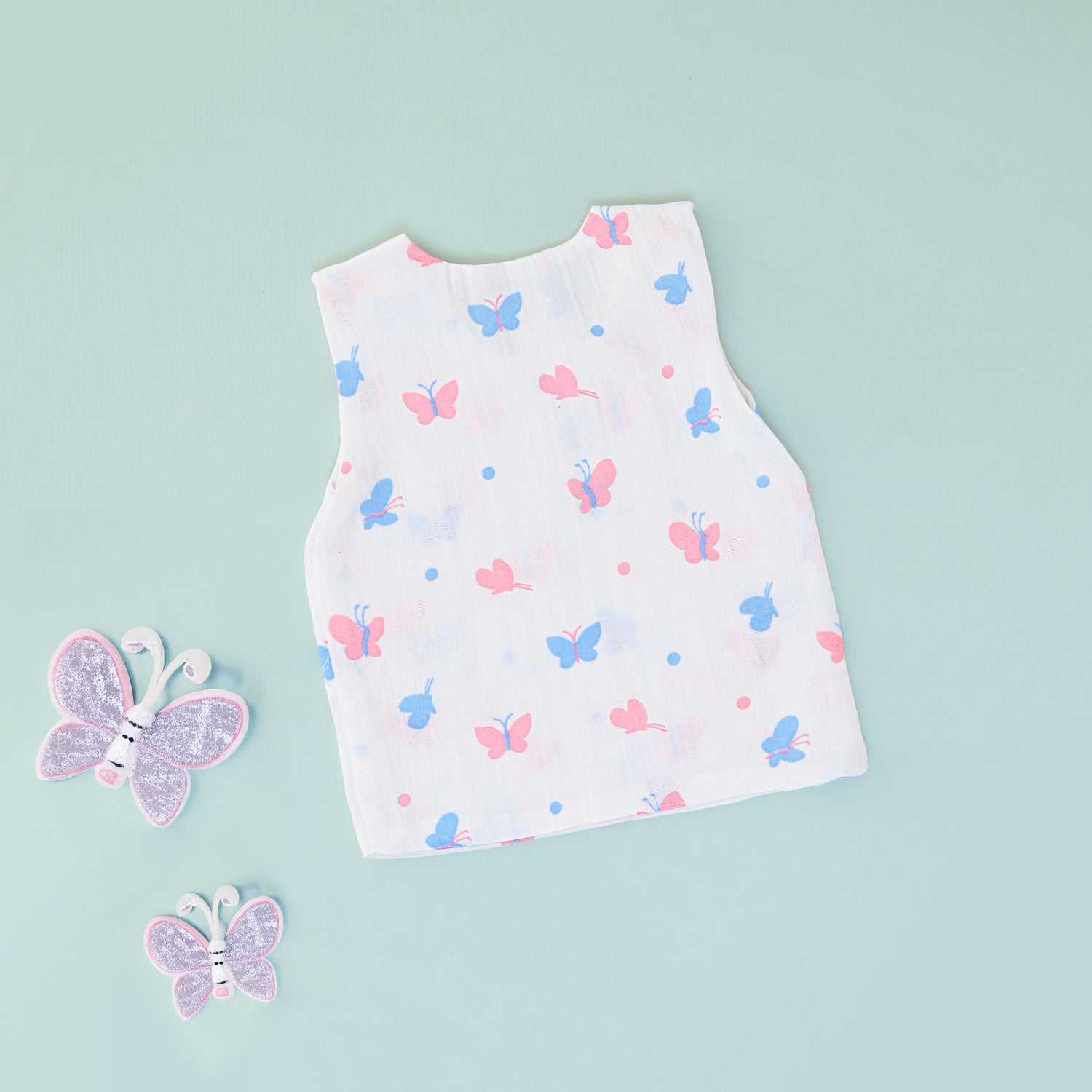 Soft Butterflies Shoulder Button Jabla