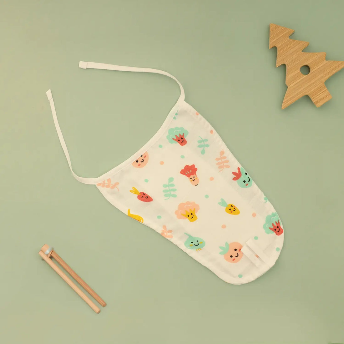 Veggie Smiles Muslin Nappy