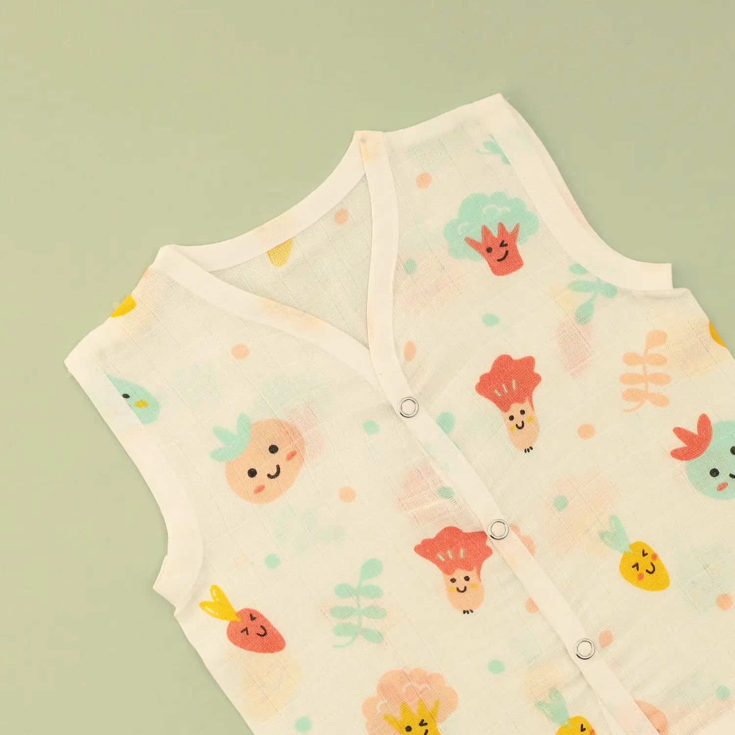 Smiley Veggies Muslin Button Jabla