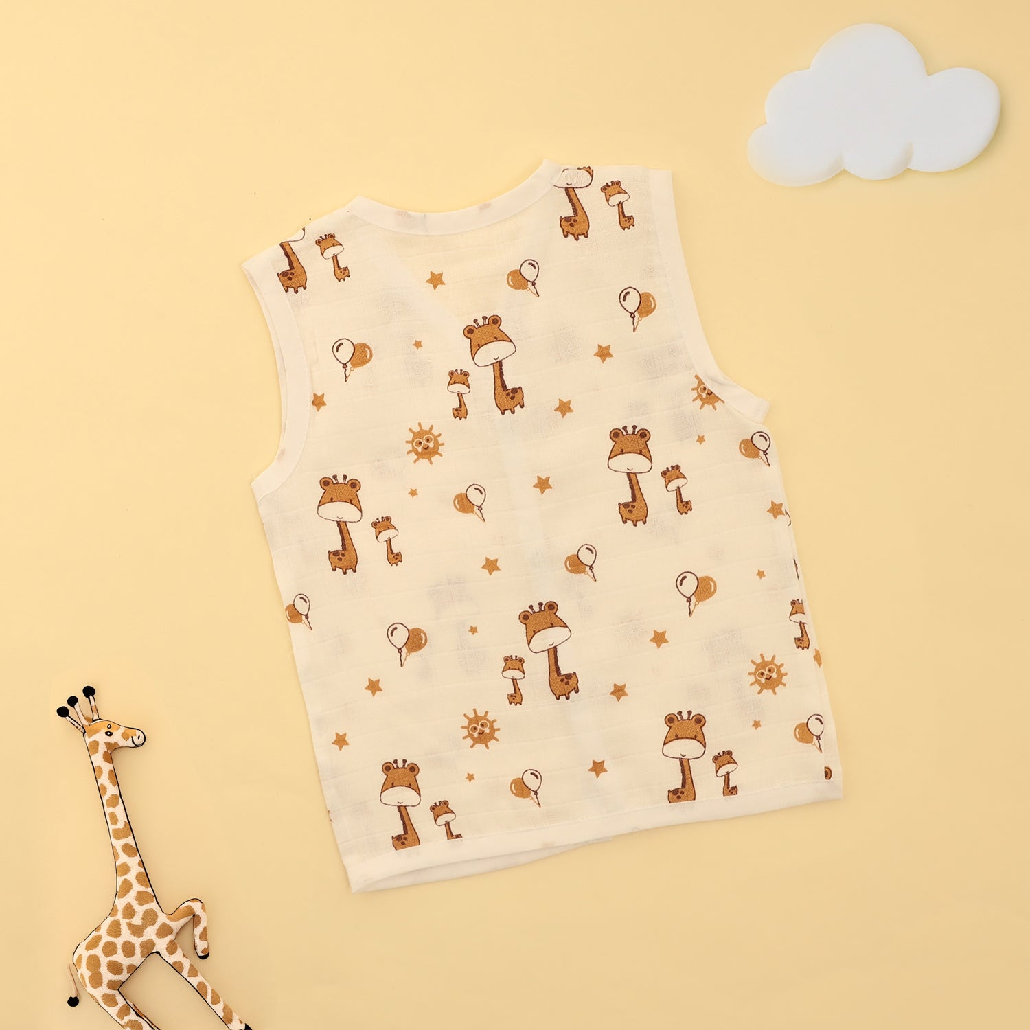 Giraffe Garden Button Jabla